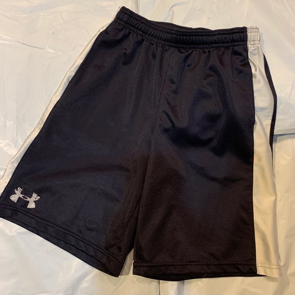 Under Armour Other - Under Armour athletic performance shorts YL